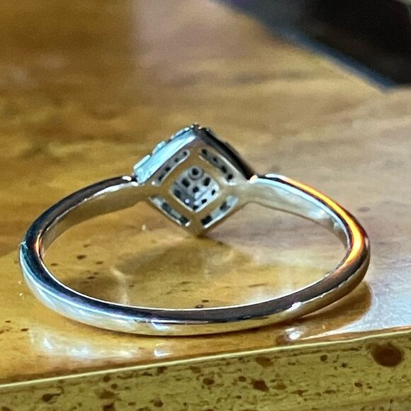 Genuine Blue Diamond Sterling Silver Ring Size 11 - Picture 5 of 9